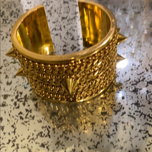 CC Skye Cuff - Picture 5 of 6